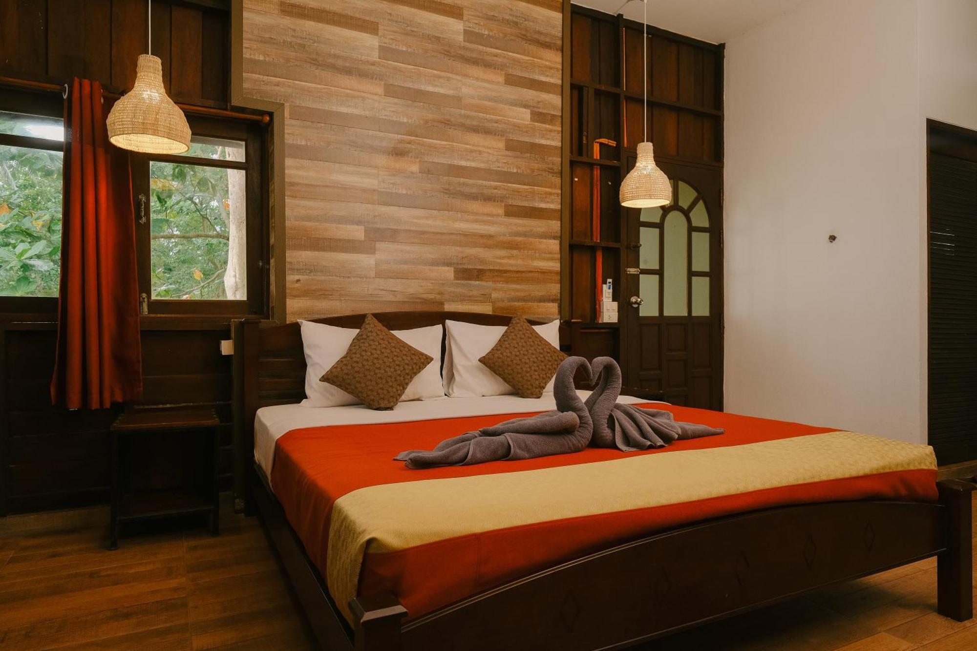 Joy Bungalow Resort And Restaurant Koh Jum Exterior photo