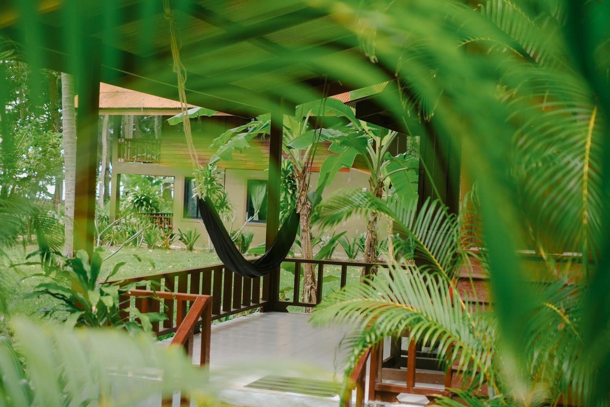Joy Bungalow Resort And Restaurant Koh Jum Exterior photo