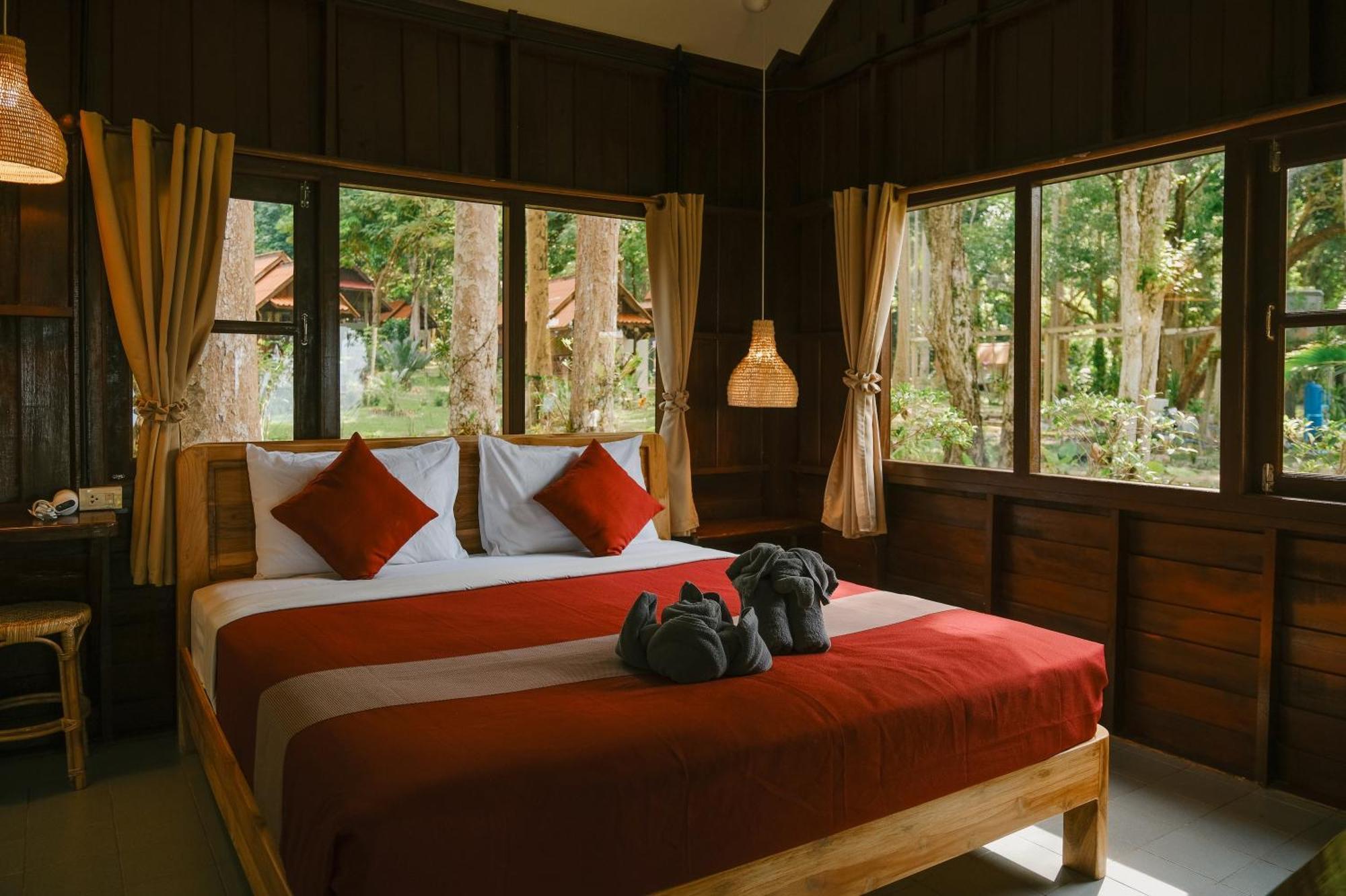 Joy Bungalow Resort And Restaurant Koh Jum Exterior photo